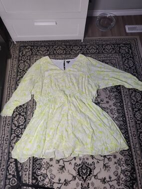 torrid White and Yellow Floral Smocked Tunic